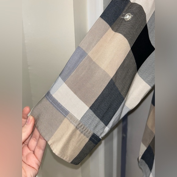 Avenue Women’s Plaid Shirt size 14/16 - Picture 3 of 5